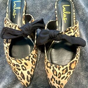 Lulus Discontinued Animal Print Flats Sz 8